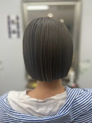 ショート カラー 産休の為お休みです! 小島凜のヘアスタイル