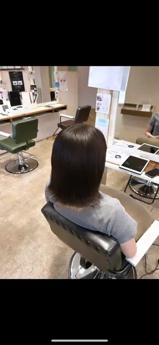 カラー 🫧佐藤透明感カラー デザインカラーのヘアスタイル