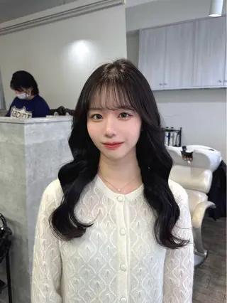 セミロング カラー Rena/韓国 /ワンホンヘアのヘアスタイル