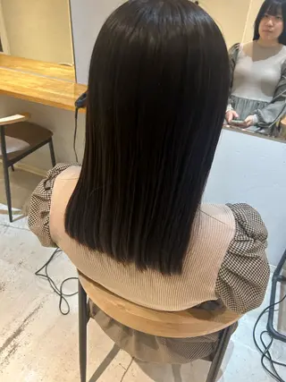 セミロング カラー 小川 優美のヘアスタイル
