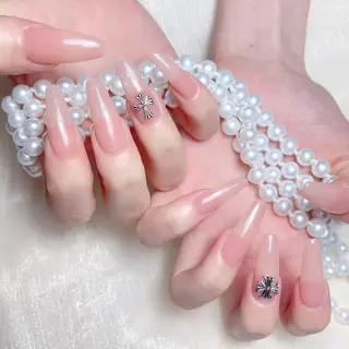 ネイル 🎀M nails✨ ビューティーのネイルデザイン