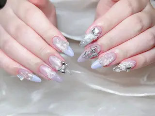 ネイル 🎀M nails✨ ビューティーのネイルデザイン