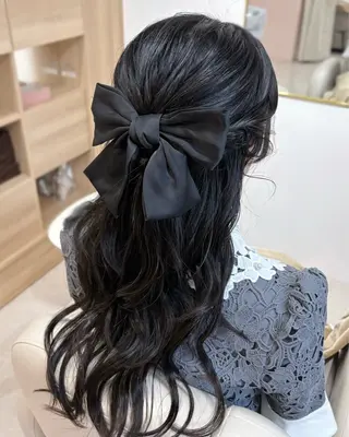 ヘアアレンジ AOI🎀 顔周り カット/透明感カラーのマツエク・マツパデザイン