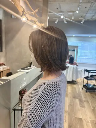 ミディアム こうやま みるのヘアスタイル