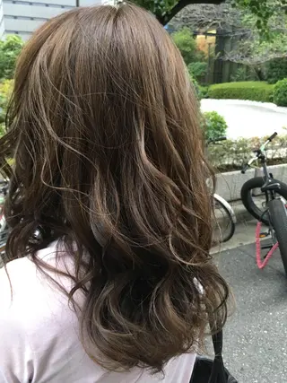 セミロング ロング カラー 髪質改善 中川 翔のヘアスタイル