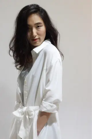 セミロング パーマ 岡元 朗弘のヘアスタイル