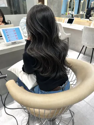セミロング カラー 《髪質改善✖️オリー ブ🧸》小嶋拓也のヘアスタイル
