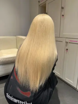 カラー 松本 るりのヘアスタイル