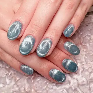 ネイル マグ🧲等なんでも ワンカラー5700円のネイルデザイン