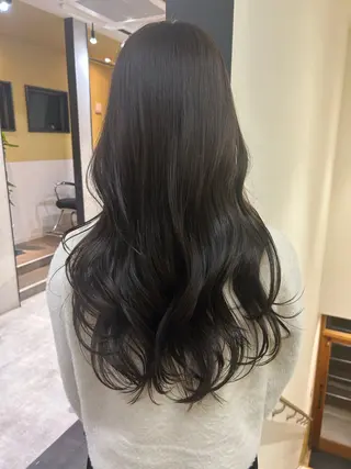 ロング カラー hubhair レイヤー/透明感のヘアスタイル
