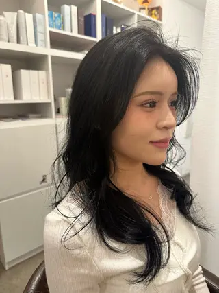 ロング Flower🌼藤田 陽華のヘアスタイル