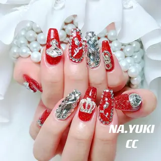 ネイル 🦋 Queenieのネイルデザイン