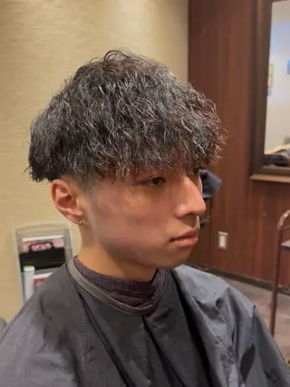 ミディアム パーマ メンズ GAKU 【メンズ特化】のヘアスタイル