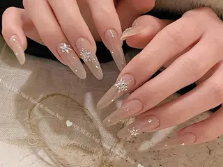 ネイル Mina. 🦢のネイルデザイン