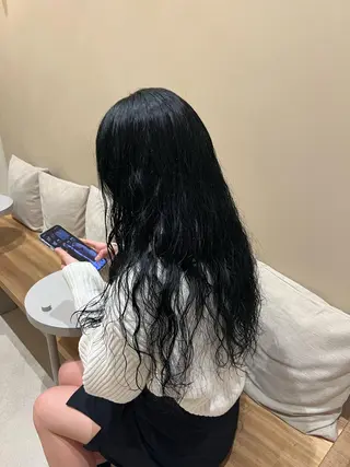 ロング カラー パーマ レイヤーカット NERO加藤木麻彩のヘアスタイル