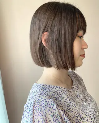 ショート カラー hubhair レイヤー/透明感のヘアスタイル