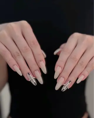ネイル ShioriNail (旧:L.nail)のネイルデザイン