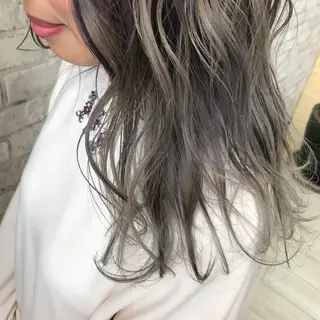 ロング カラー Oopsレイヤー 加藤澄都のヘアスタイル