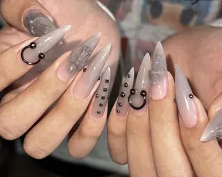 ネイル Pure&Rich Nailのネイルデザイン