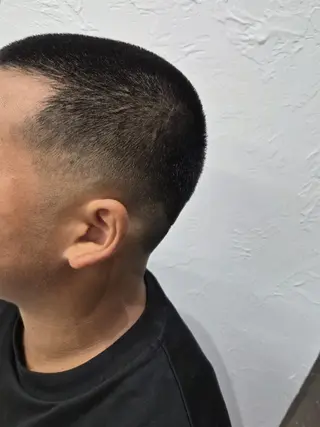 メンズ 植木 亮磨のヘアスタイル