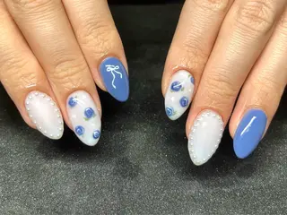 ネイル Chika .のネイルデザイン