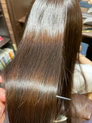 カラー Aster 店長 れおんのヘアスタイル
