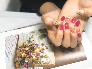 ネイル 【カメレオン】 上村 祥子のヘアスタイル