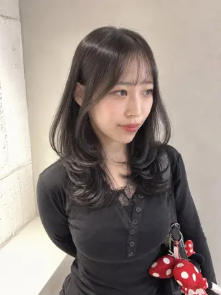 セミロング レイヤーカット TENSHOのヘアスタイル