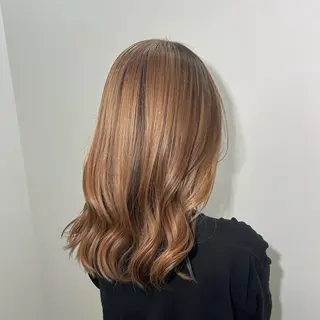 ロング 🫧🛼ハイトーン 🧬🫧フウワのヘアスタイル
