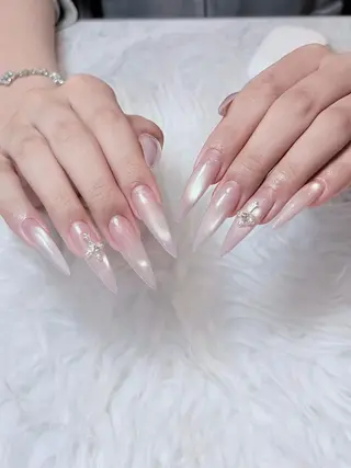 ネイル Eli Muse 新宿ネイルのネイルデザイン