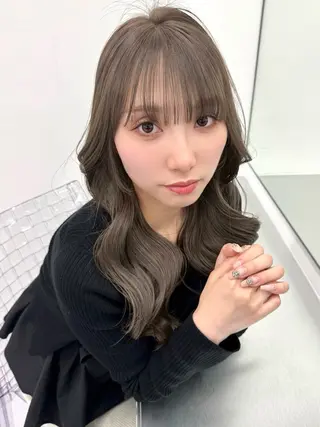 ロング Rita/髪質改善/ ブリーチなしWカラーのヘアスタイル