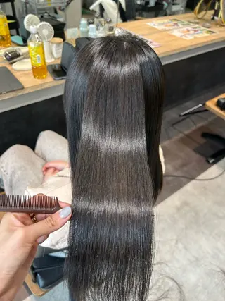 ロング カラー パーマ hubhair レイヤー/透明感のヘアスタイル