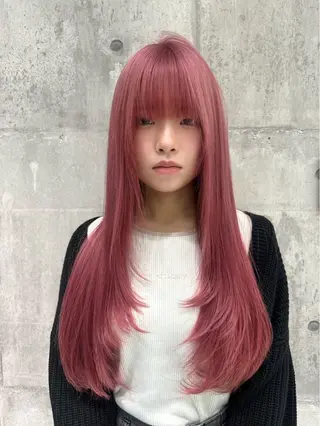 ロング カラー ヘアアレンジ 🌈【🎀ヘアデザイ ナー🎀】✨ノン✨のヘアスタイル