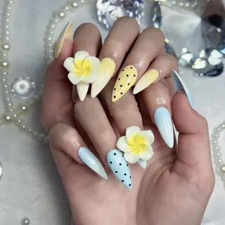 ネイル Mika Nails 心斎橋のネイルデザイン