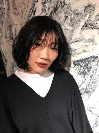 ミディアム カラー 藤井 さと実のヘアスタイル