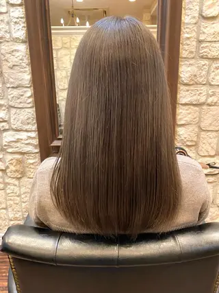 セミロング カラー ブリーチカラー⸜♡⸝ クルミ🐍のヘアスタイル