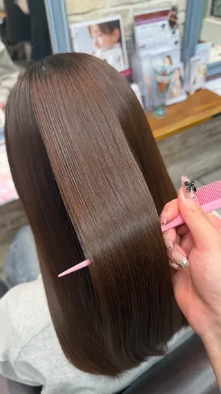 まい🎀ピンク💝 透明感/髪質改善のヘアスタイル