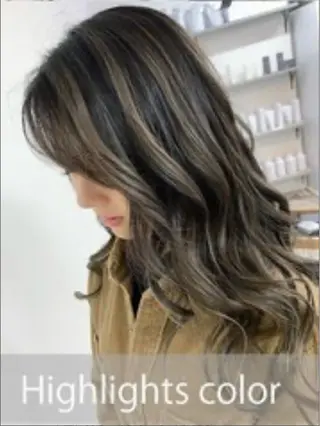 カラー 近藤 咲希のヘアスタイル