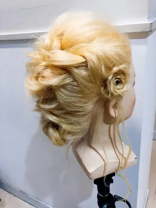 ロング 似合う髪型見つけます AYAKAのヘアスタイル