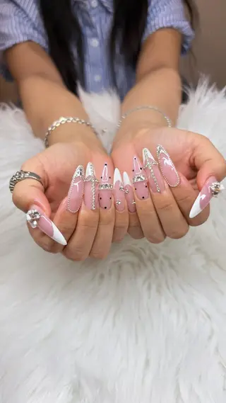 ネイル Lino.nail 🫧minoのネイルデザイン