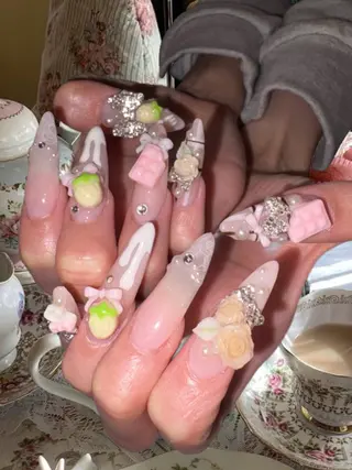 ネイル 佐々木 優衣のネイルデザイン