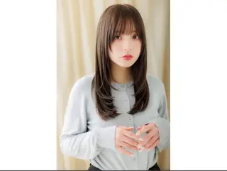 ロング カラー 鈴木 はるかのヘアスタイル