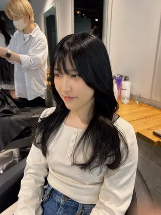 ロング カラー NANAMI🩵 大人可愛い韓国ヘアのヘアスタイル