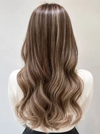 ロング 石渡このみ 🍊レイヤーカットのヘアスタイル
