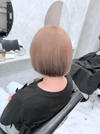 ショート カラー 🌺ハイトーン🌺 矢葺 なぎさ🌺🌺のヘアスタイル
