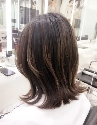 ミディアム パーマ 趙 英来のヘアスタイル