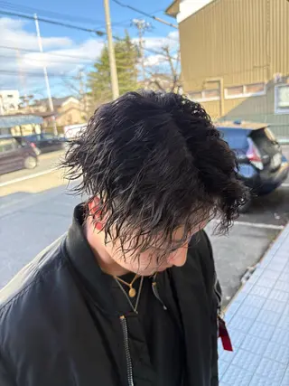 ミディアム パーマ メンズ 高久 翔大のヘアスタイル