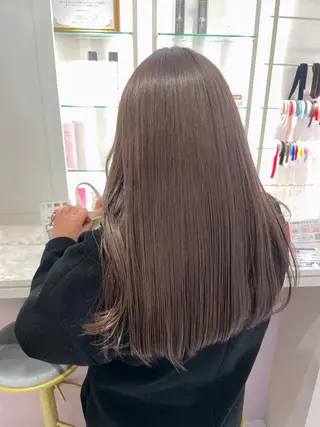 ロング fuwari 美白ショコラカラーのヘアスタイル
