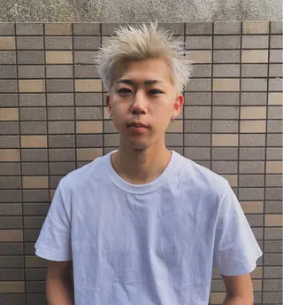 カラー メンズ 赤木 俊太のヘアスタイル