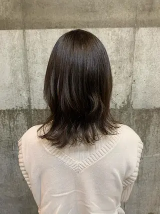 ミディアム カラー 前髪似合わせ | yukaのヘアスタイル
